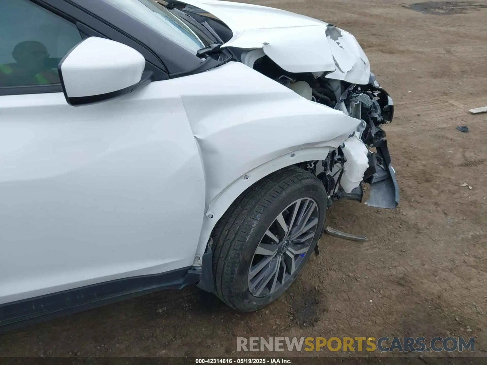 6 Photograph of a damaged car 3N1CP5CV5PL544135 NISSAN KICKS 2023