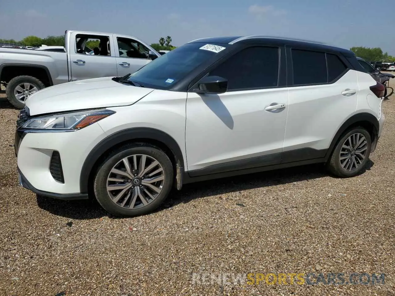 1 Photograph of a damaged car 3N1CP5CV5PL548783 NISSAN KICKS 2023