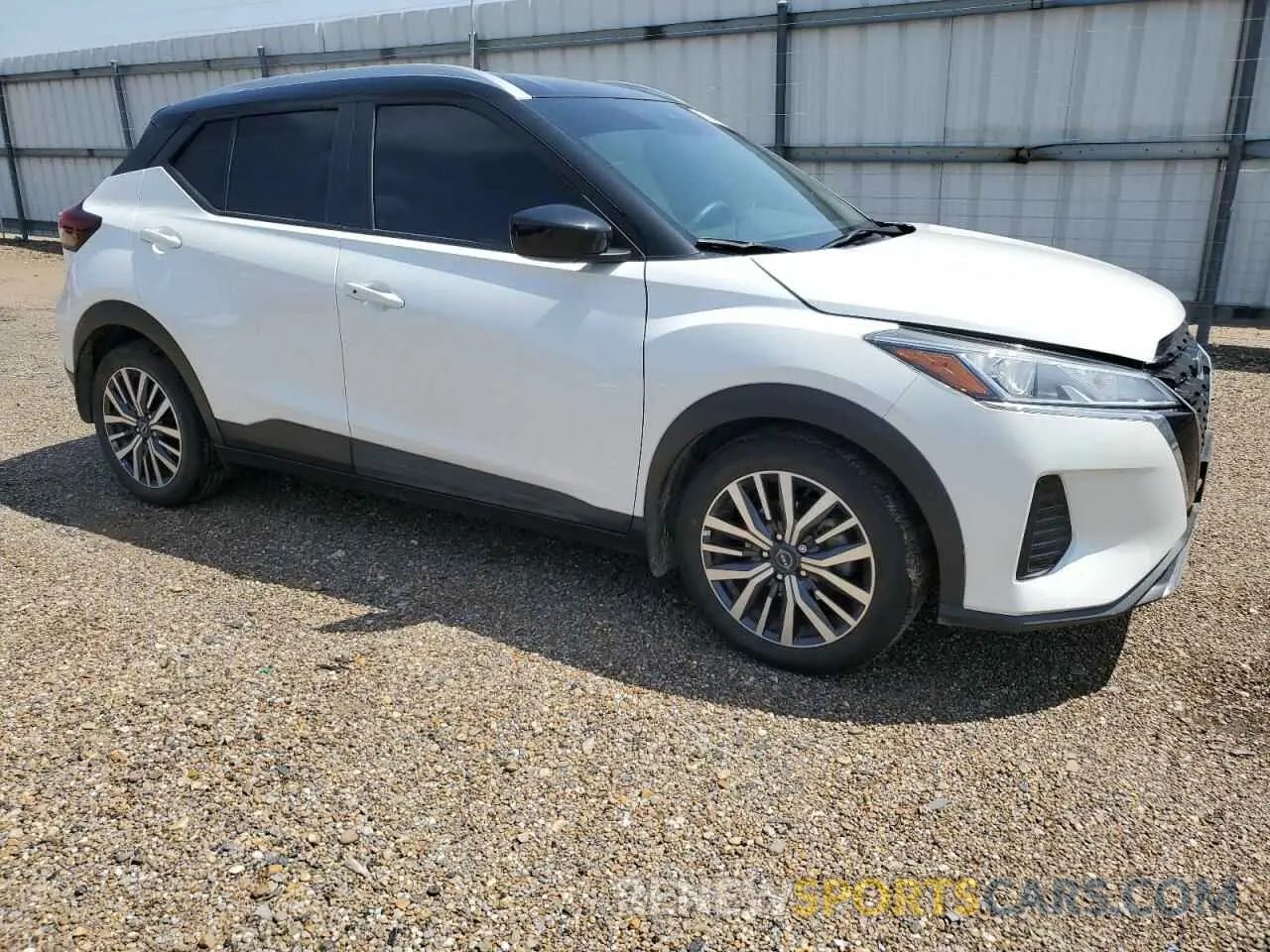 4 Photograph of a damaged car 3N1CP5CV5PL548783 NISSAN KICKS 2023