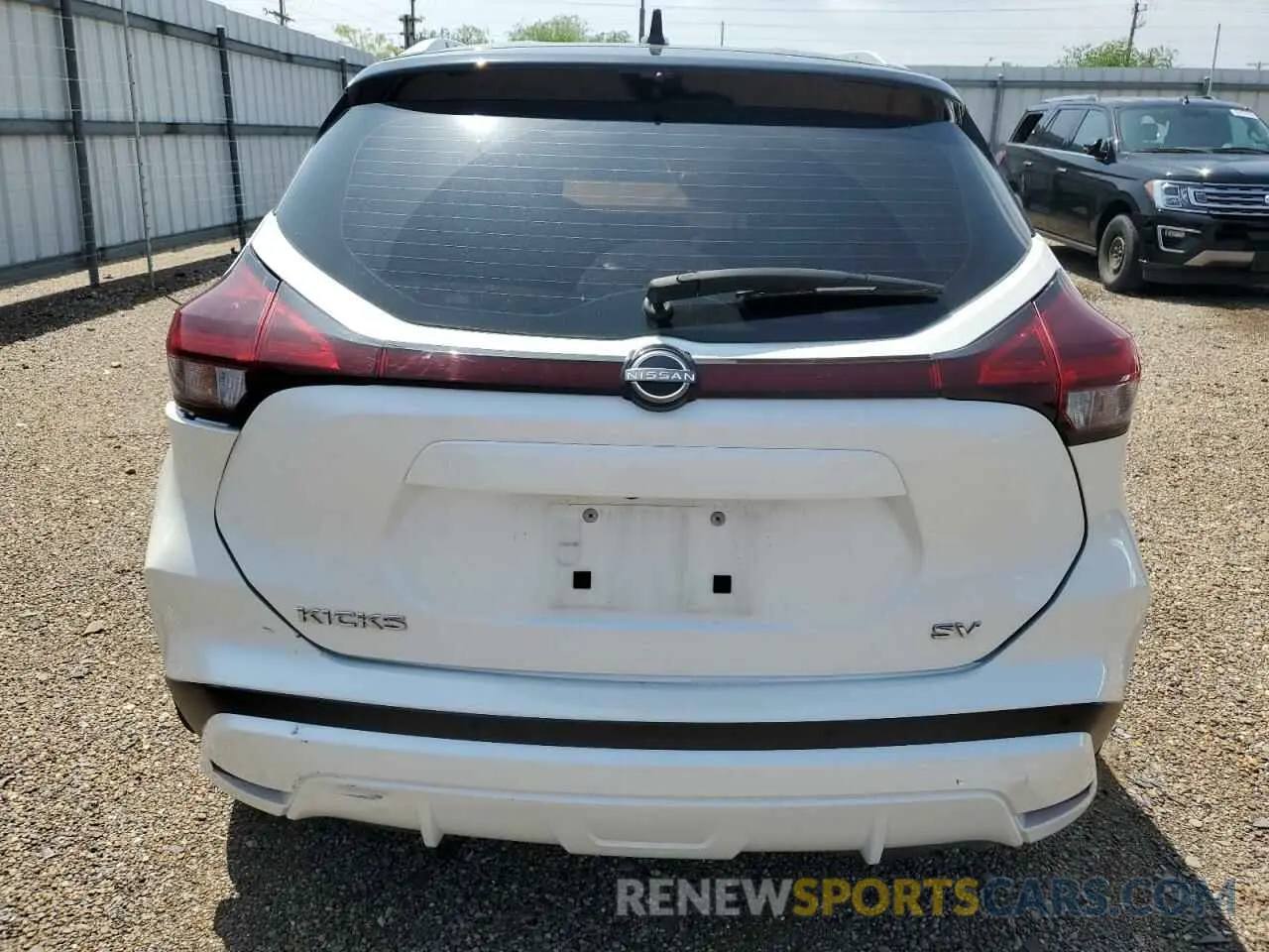 6 Photograph of a damaged car 3N1CP5CV5PL548783 NISSAN KICKS 2023