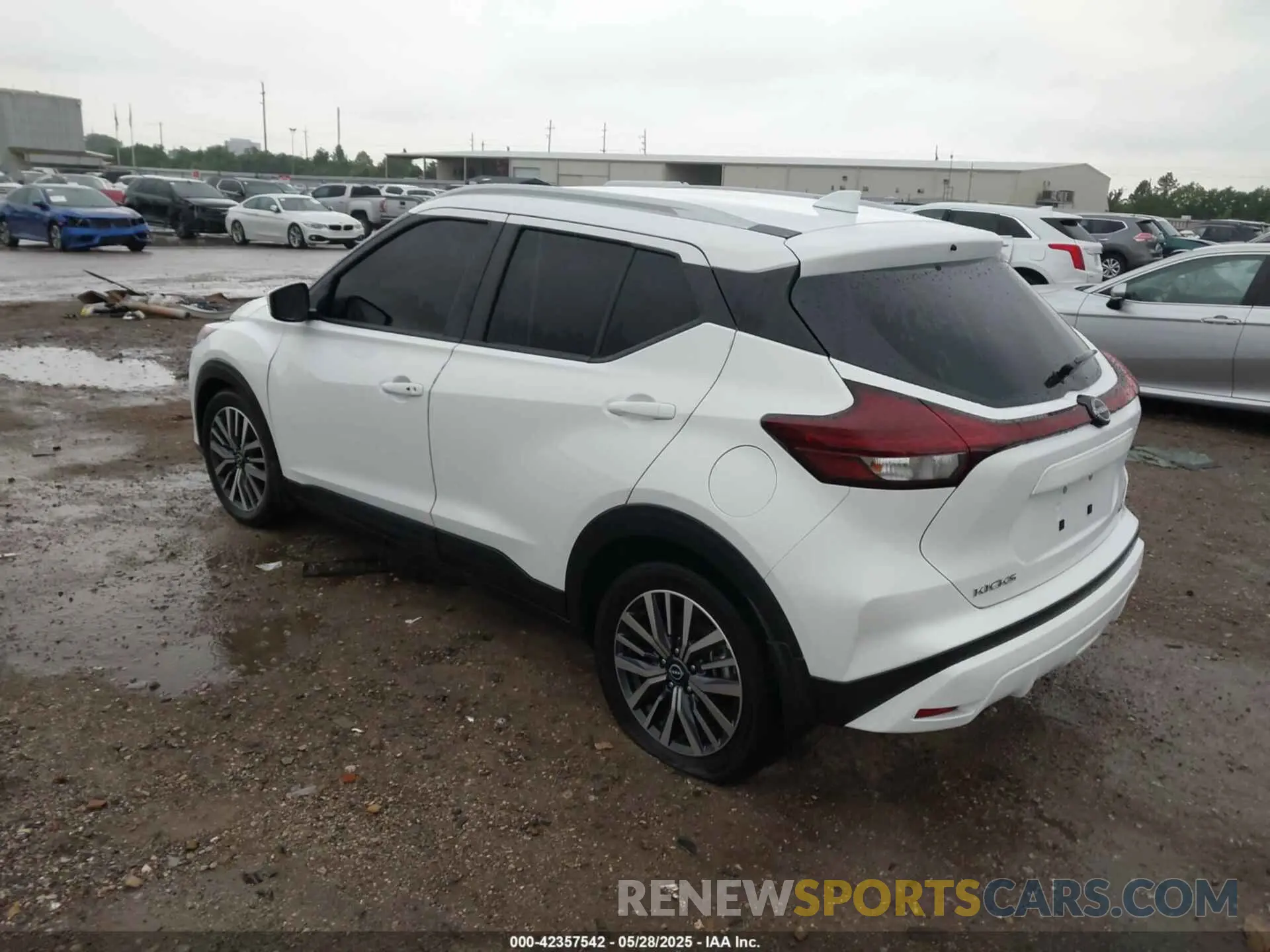 3 Photograph of a damaged car 3N1CP5CV6PL468456 NISSAN KICKS 2023