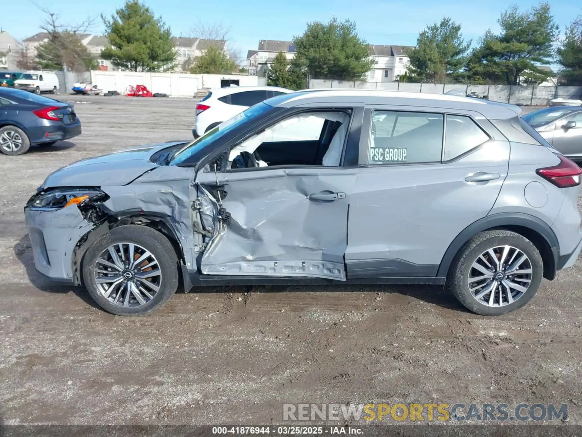 13 Photograph of a damaged car 3N1CP5CV6PL484091 NISSAN KICKS 2023