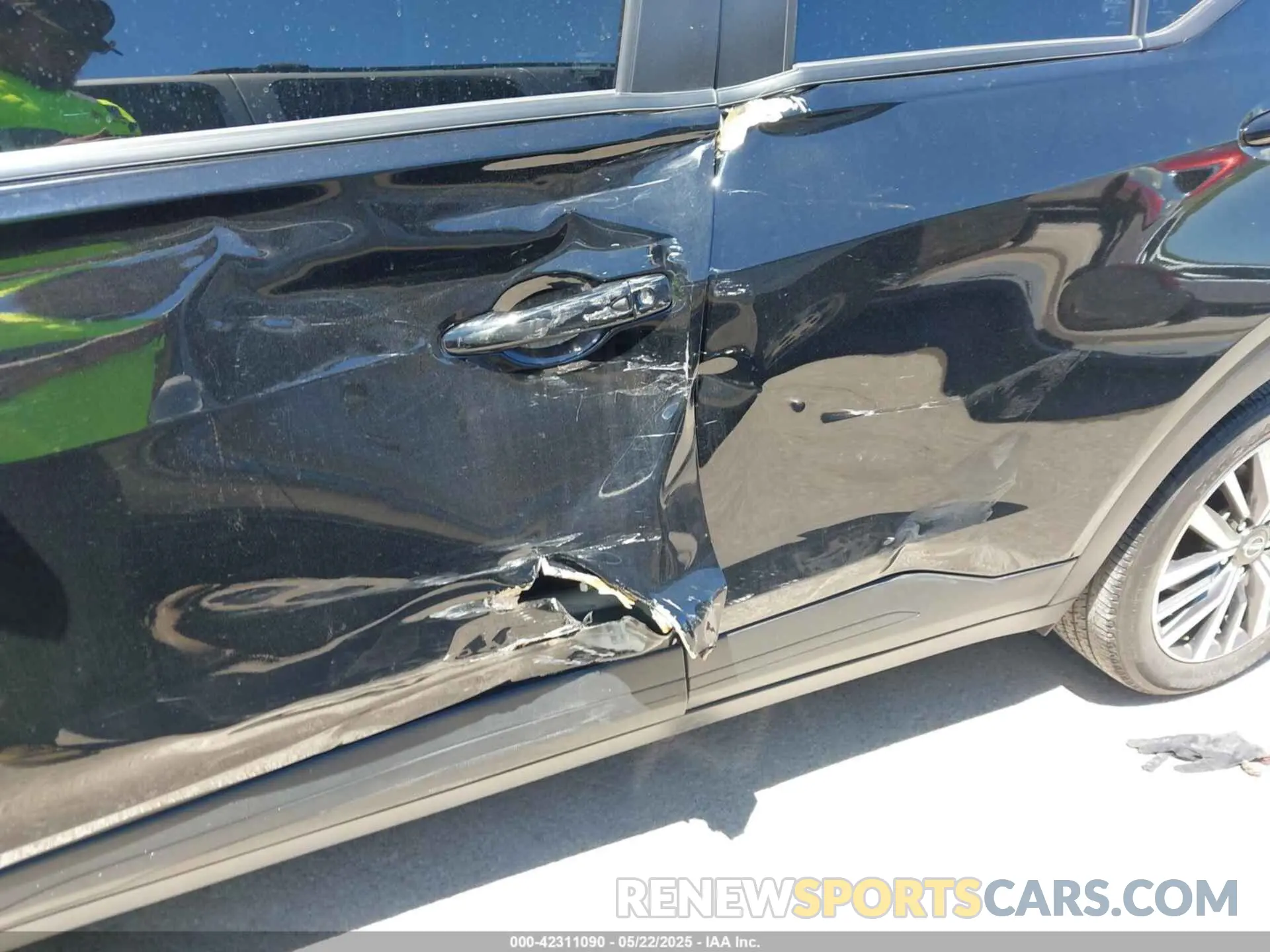 6 Photograph of a damaged car 3N1CP5CV6PL510138 NISSAN KICKS 2023