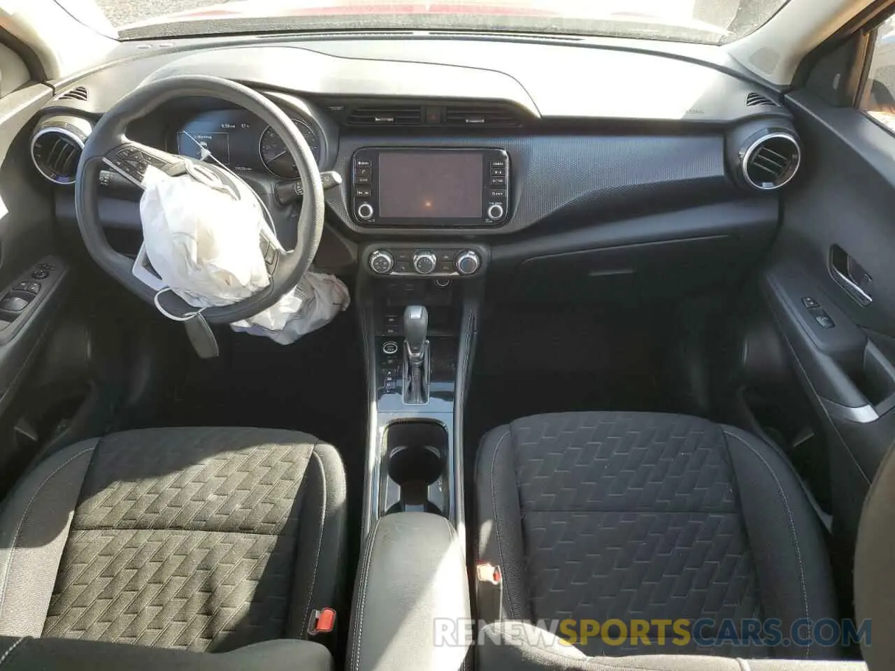 8 Photograph of a damaged car 3N1CP5CV6PL525321 NISSAN KICKS 2023