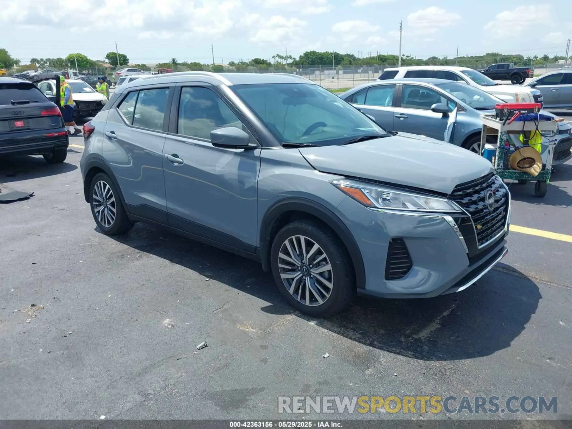 1 Photograph of a damaged car 3N1CP5CV6PL534827 NISSAN KICKS 2023