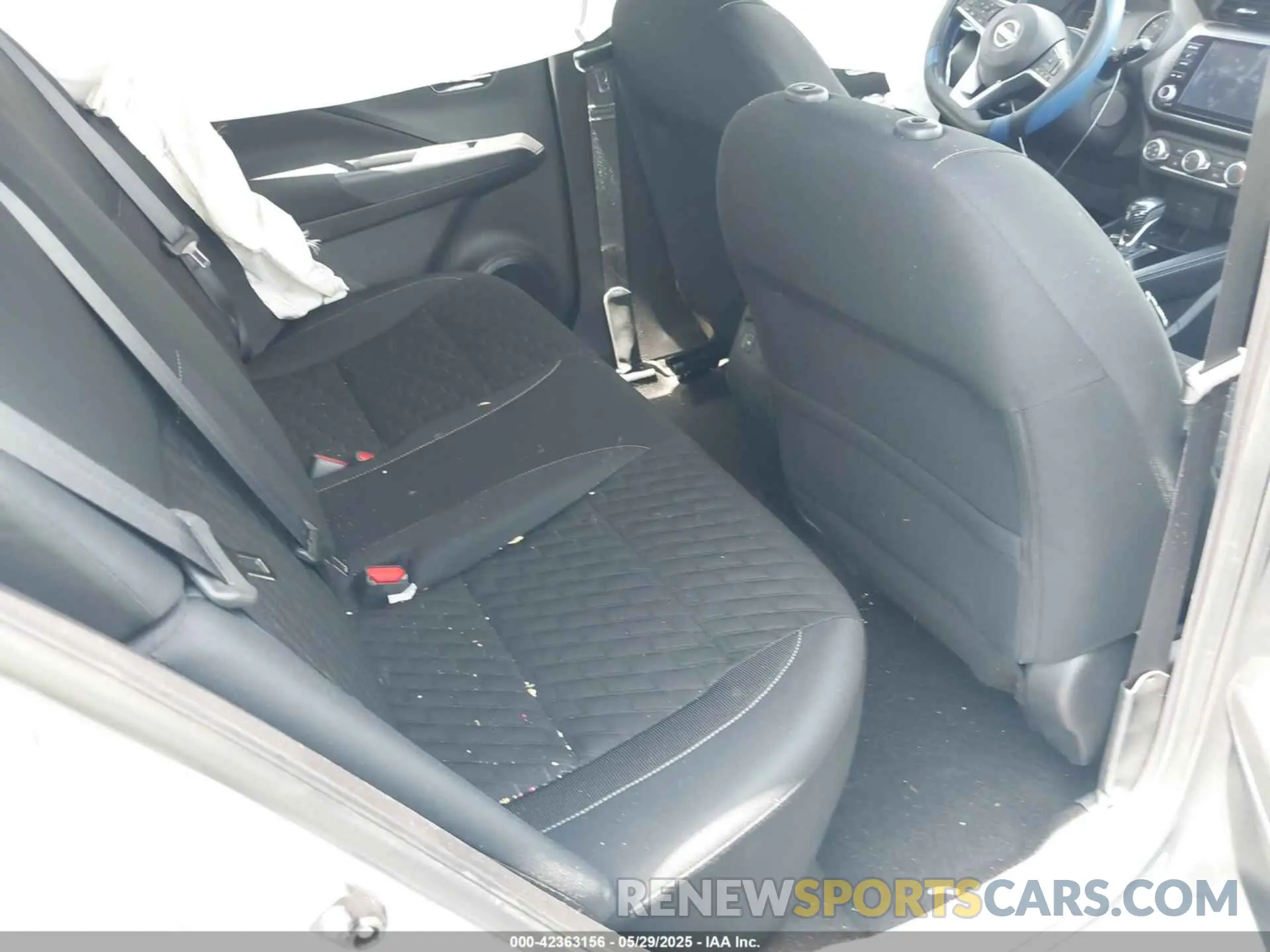 8 Photograph of a damaged car 3N1CP5CV6PL534827 NISSAN KICKS 2023