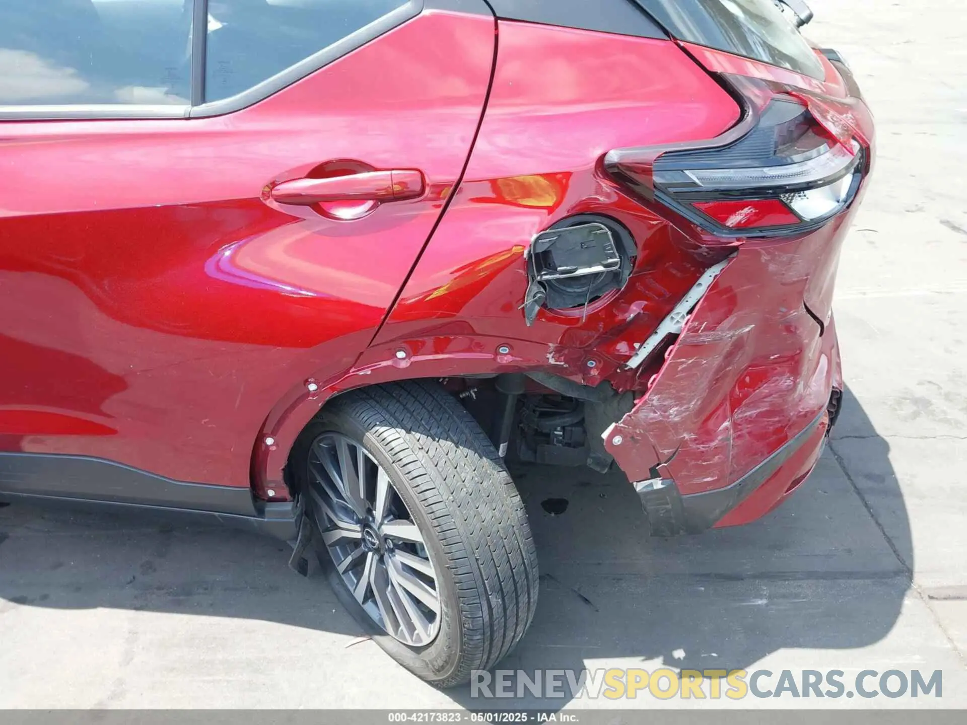 6 Photograph of a damaged car 3N1CP5CV6PL565737 NISSAN KICKS 2023