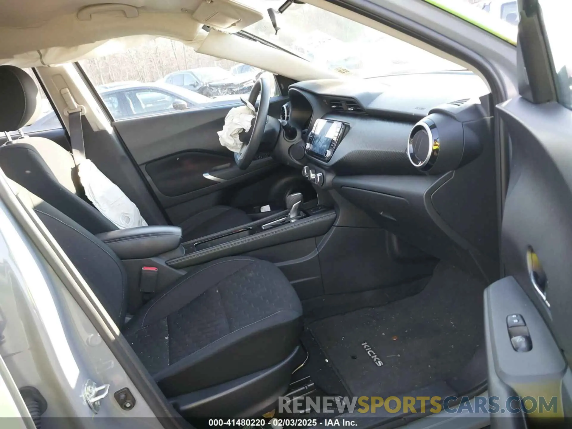 5 Photograph of a damaged car 3N1CP5CV7PL482754 NISSAN KICKS 2023