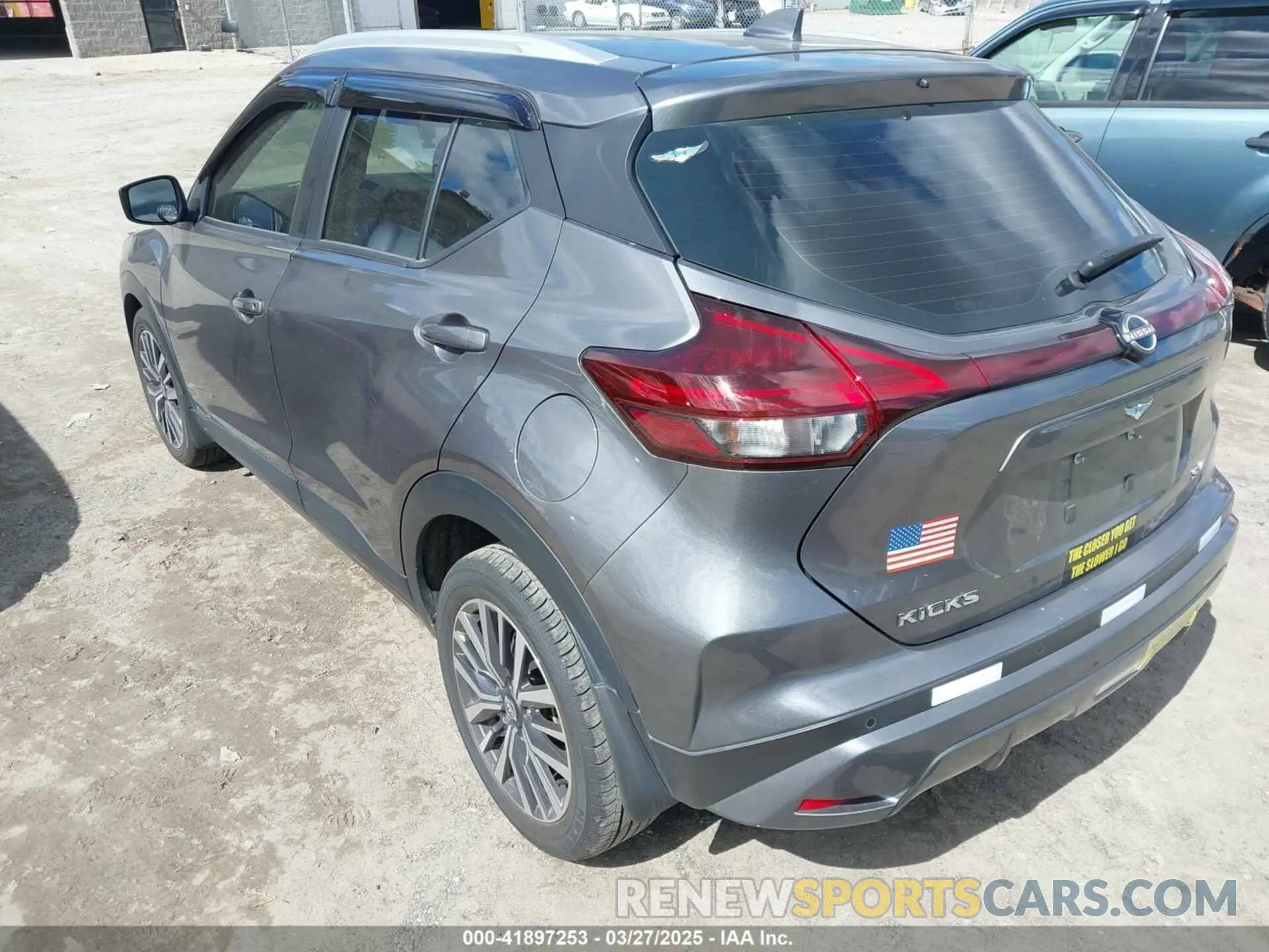 3 Photograph of a damaged car 3N1CP5CV7PL501660 NISSAN KICKS 2023
