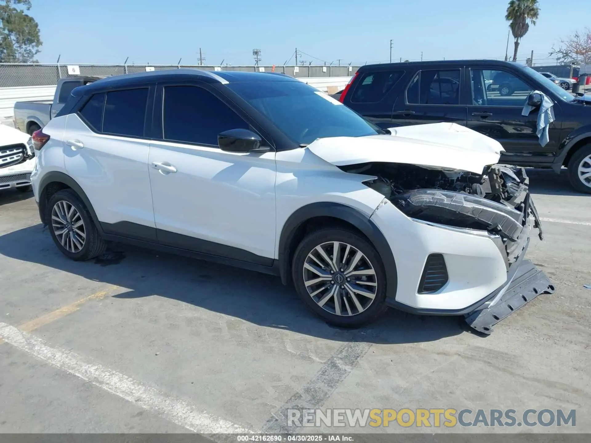 1 Photograph of a damaged car 3N1CP5CV7PL529507 NISSAN KICKS 2023