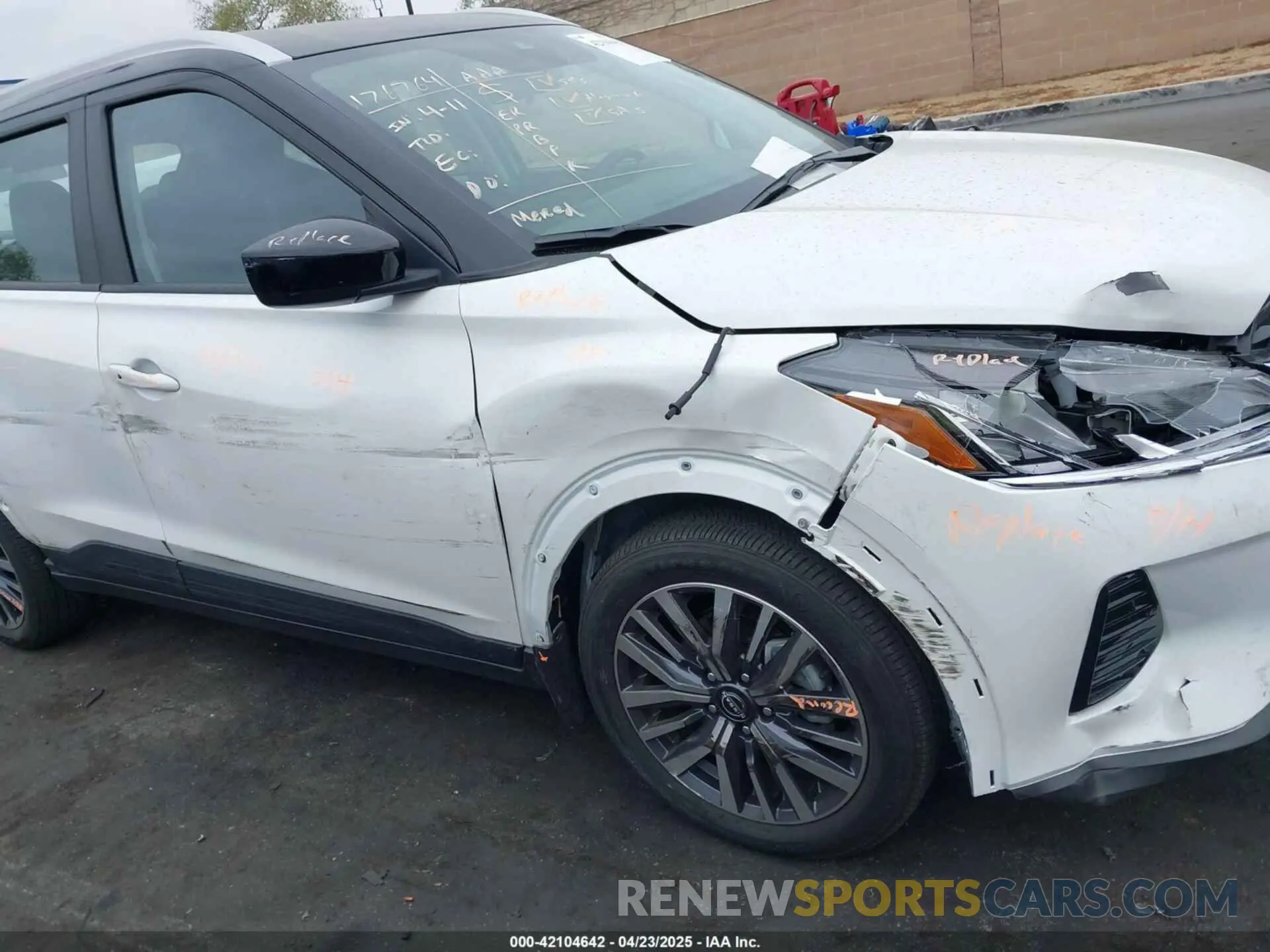 6 Photograph of a damaged car 3N1CP5CV9PL483632 NISSAN KICKS 2023