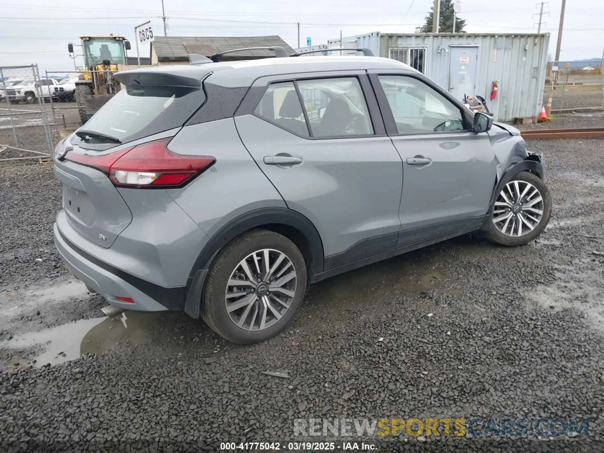 4 Photograph of a damaged car 3N1CP5CVXPL473708 NISSAN KICKS 2023