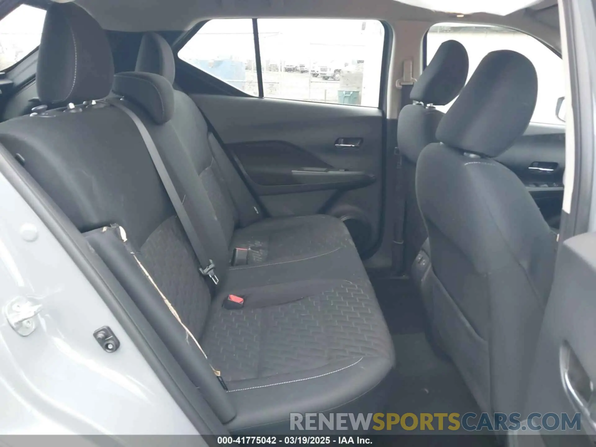 8 Photograph of a damaged car 3N1CP5CVXPL473708 NISSAN KICKS 2023
