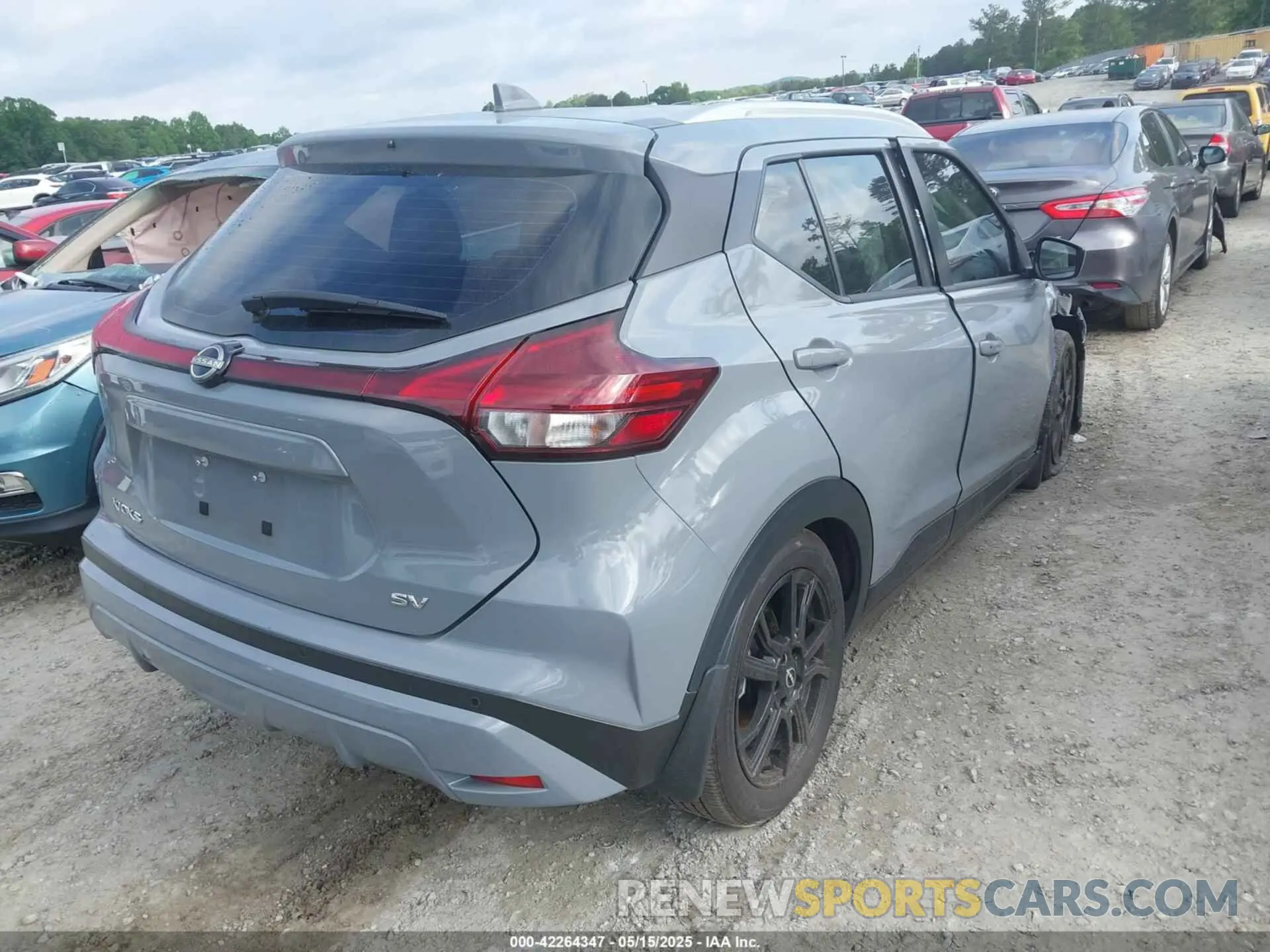 4 Photograph of a damaged car 3N1CP5CVXPL552957 NISSAN KICKS 2023