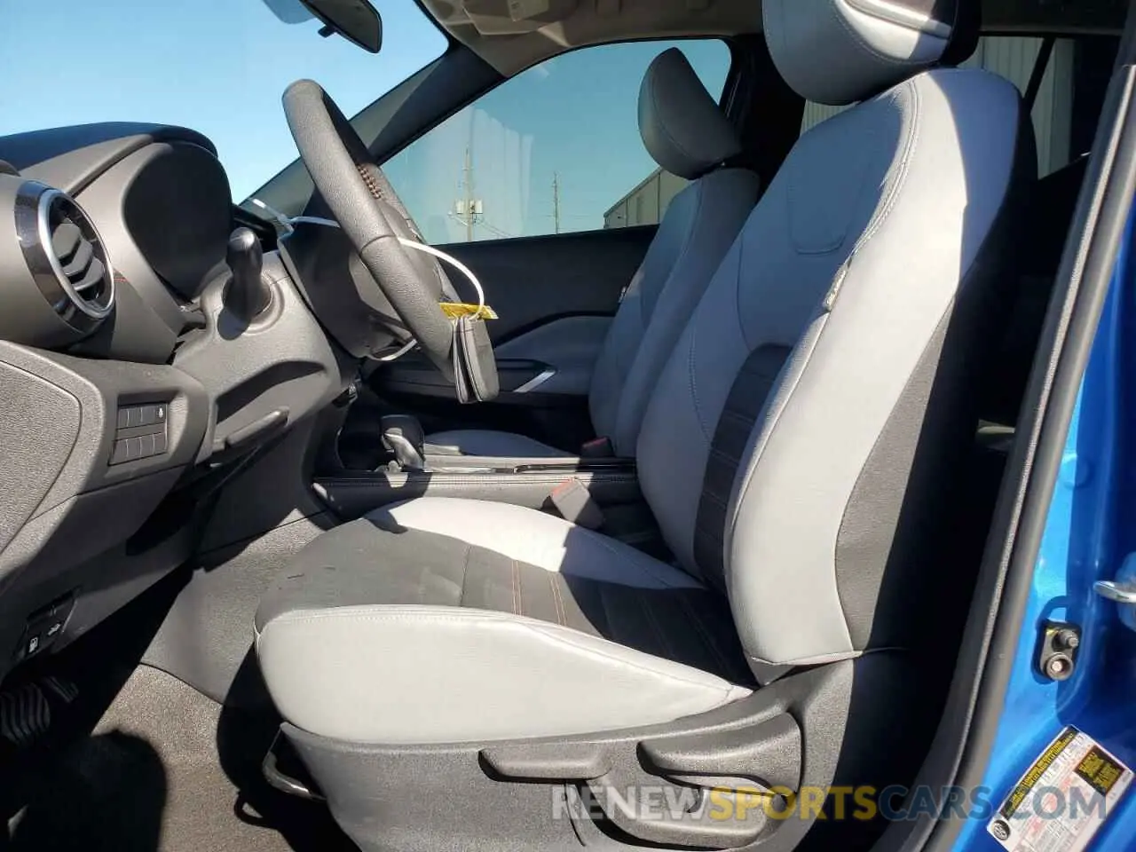 7 Photograph of a damaged car 3N1CP5DV0PL522865 NISSAN KICKS 2023