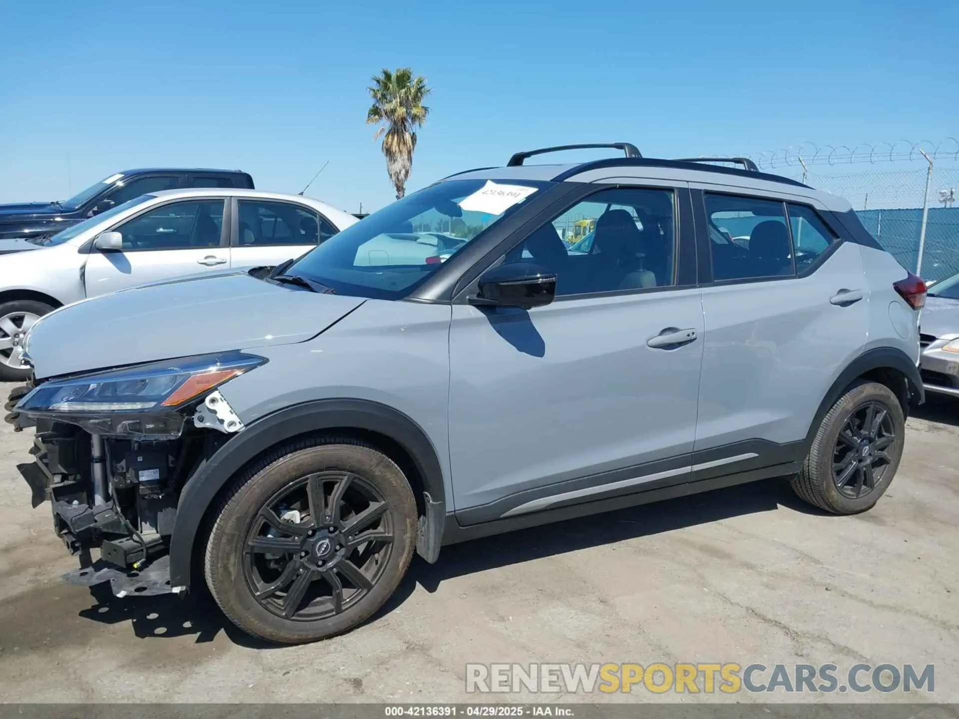 15 Photograph of a damaged car 3N1CP5DV0PL553257 NISSAN KICKS 2023