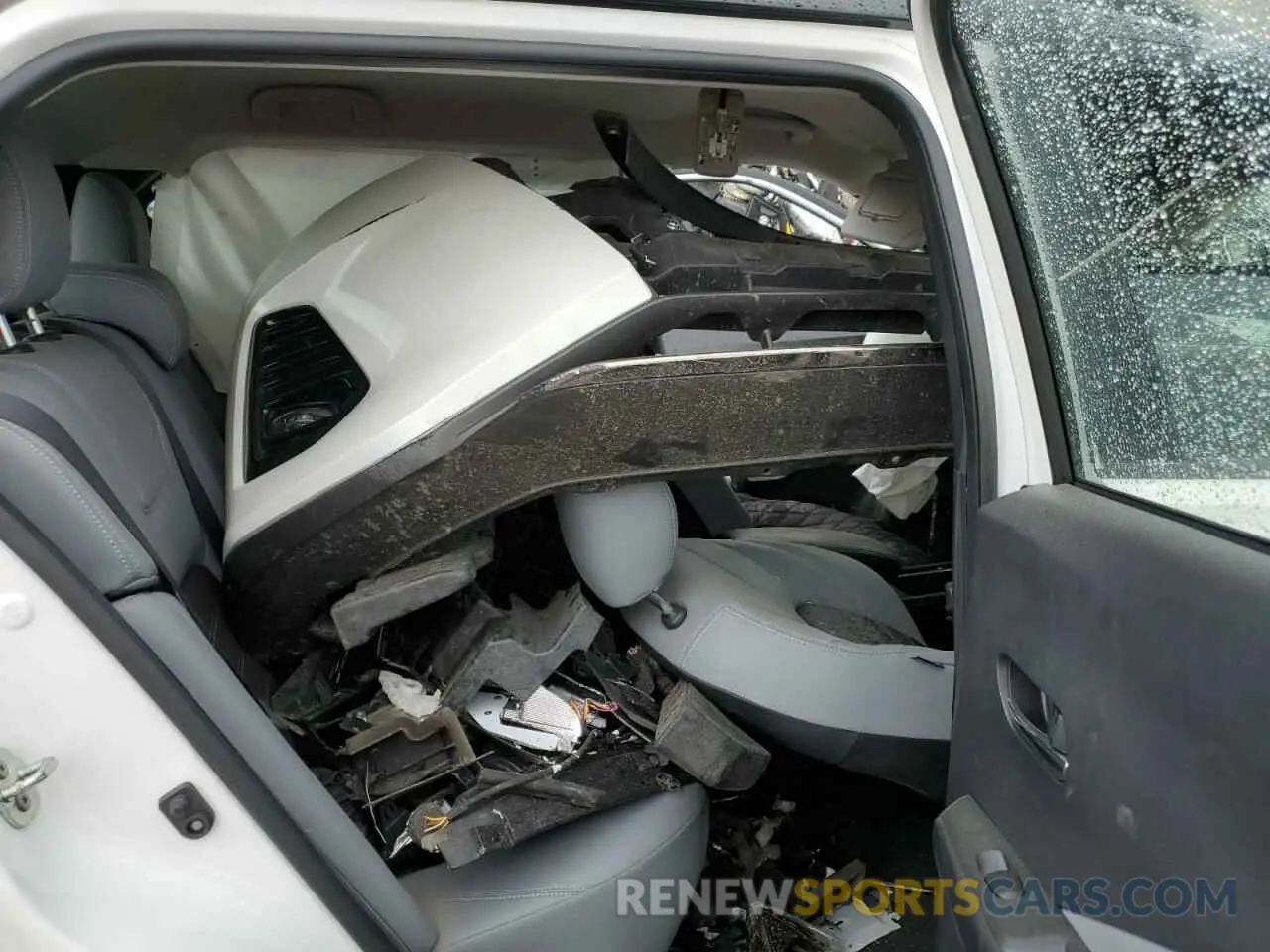 10 Photograph of a damaged car 3N1CP5DV1PL491481 NISSAN KICKS 2023