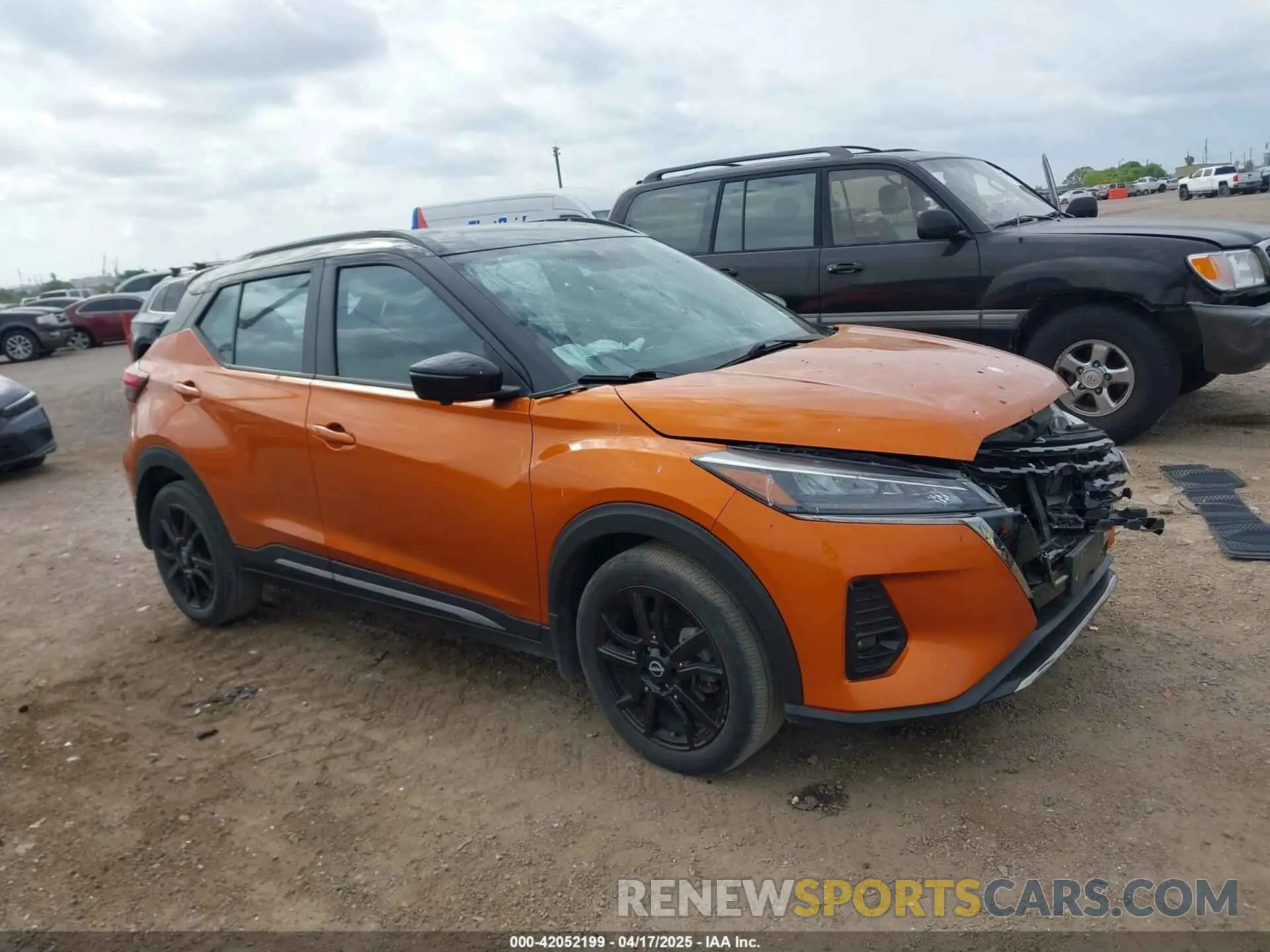 12 Photograph of a damaged car 3N1CP5DV1PL502110 NISSAN KICKS 2023
