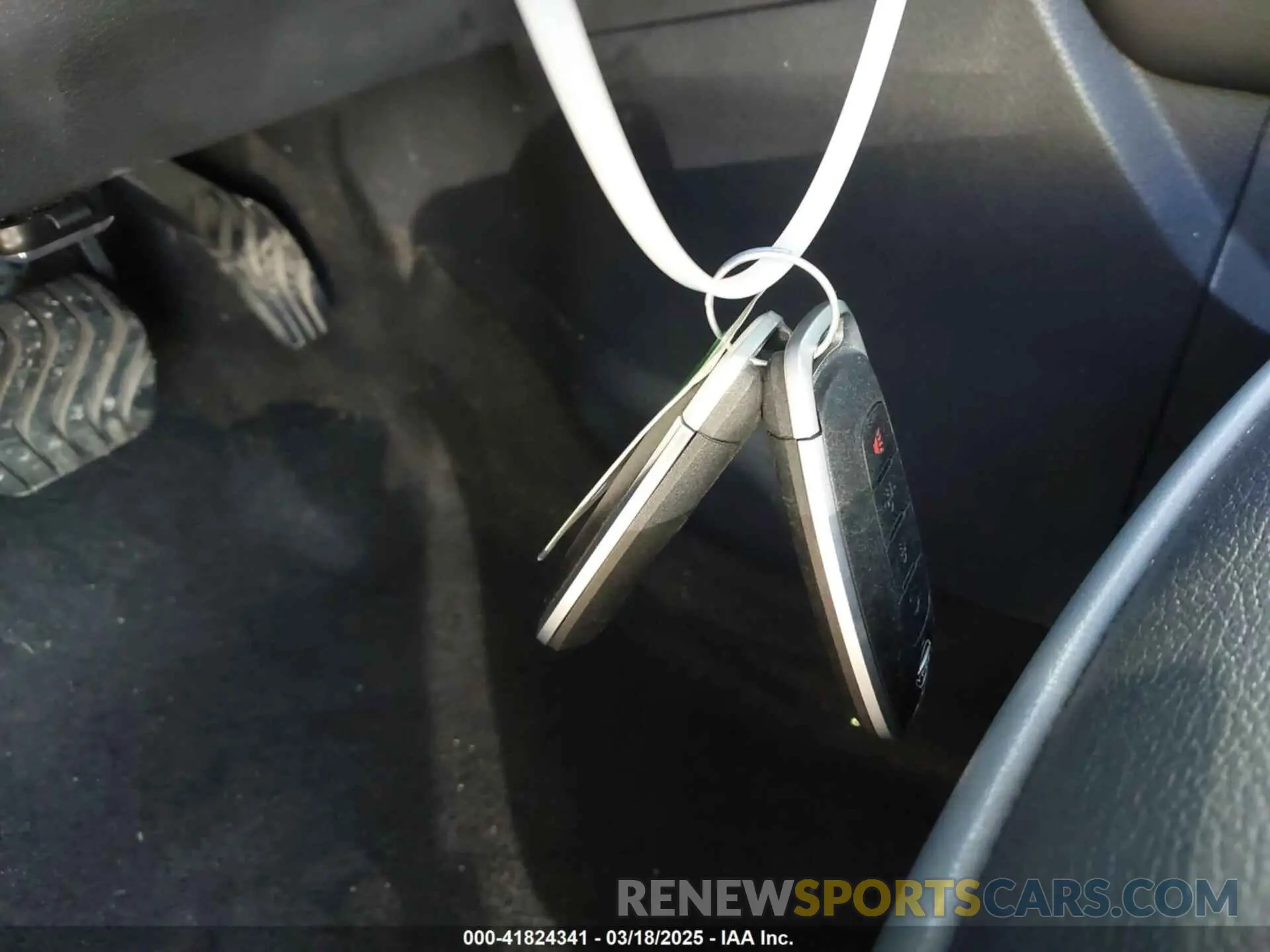 11 Photograph of a damaged car 3N1CP5DV1PL502706 NISSAN KICKS 2023