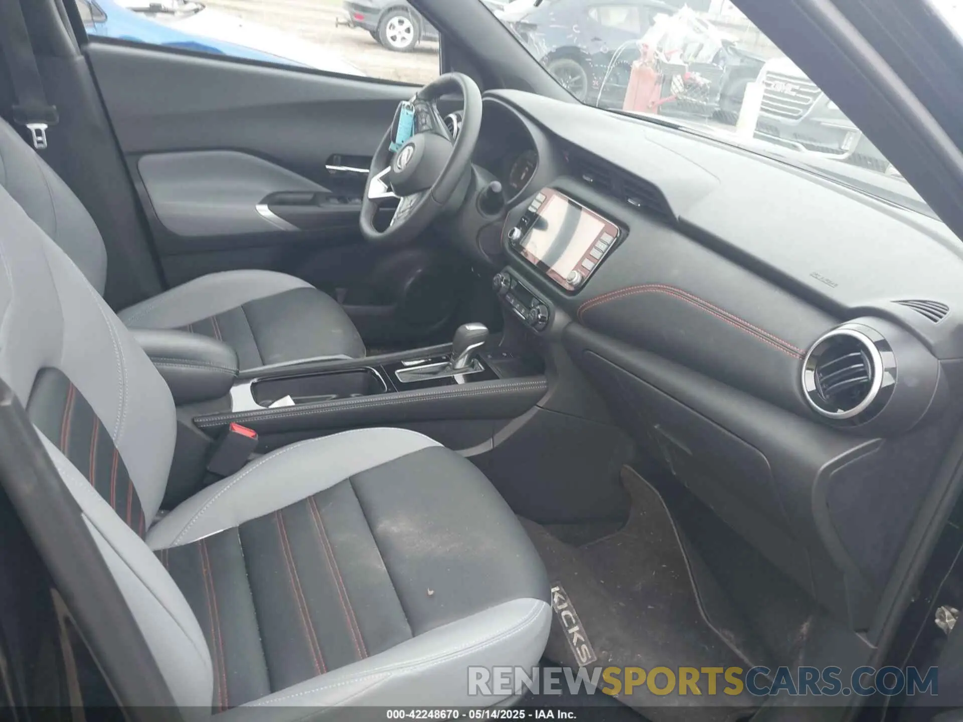 5 Photograph of a damaged car 3N1CP5DV1PL513317 NISSAN KICKS 2023