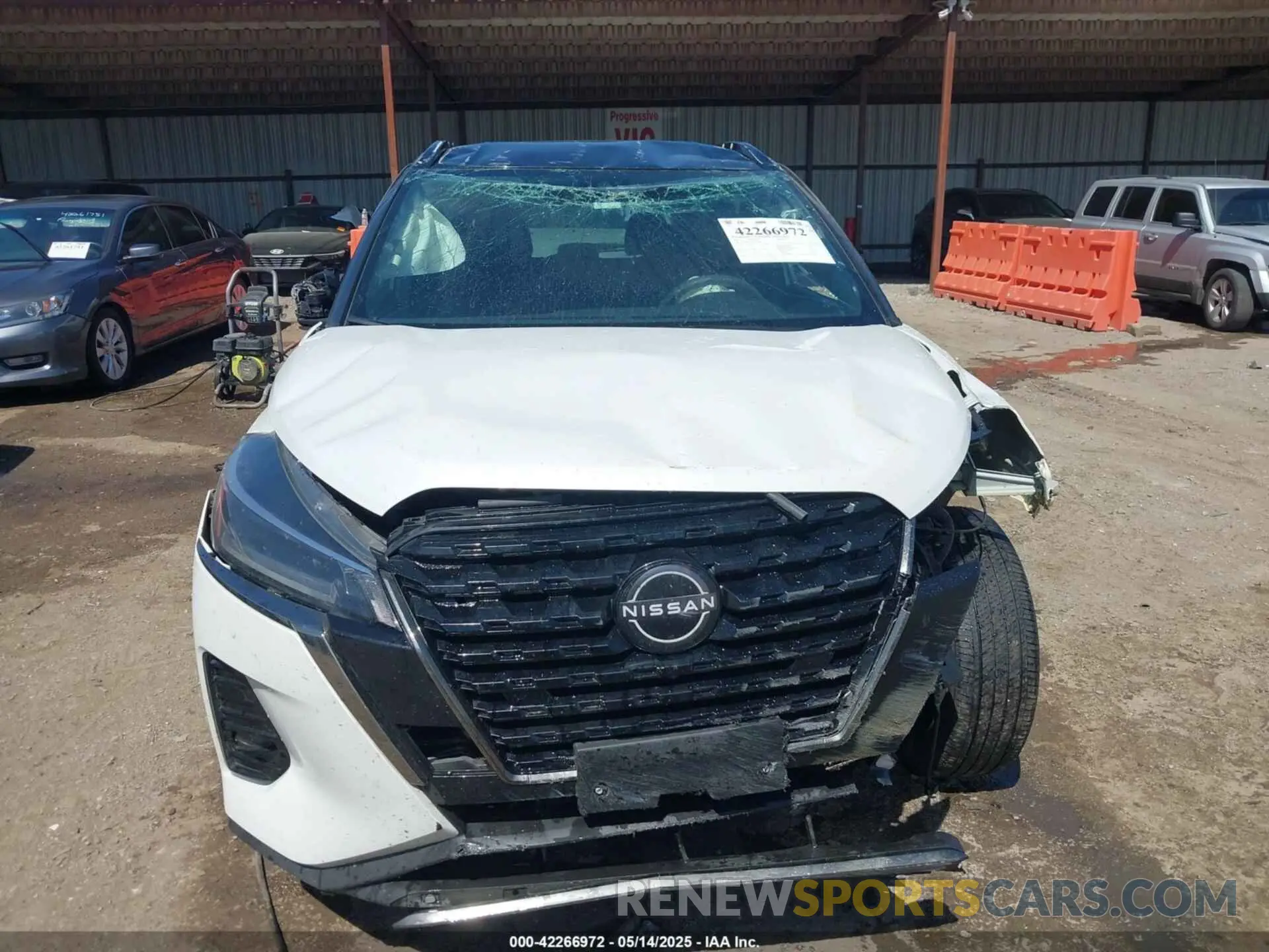 11 Photograph of a damaged car 3N1CP5DV2PL499136 NISSAN KICKS 2023