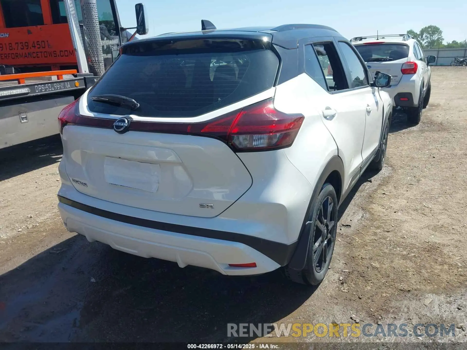 4 Photograph of a damaged car 3N1CP5DV2PL499136 NISSAN KICKS 2023
