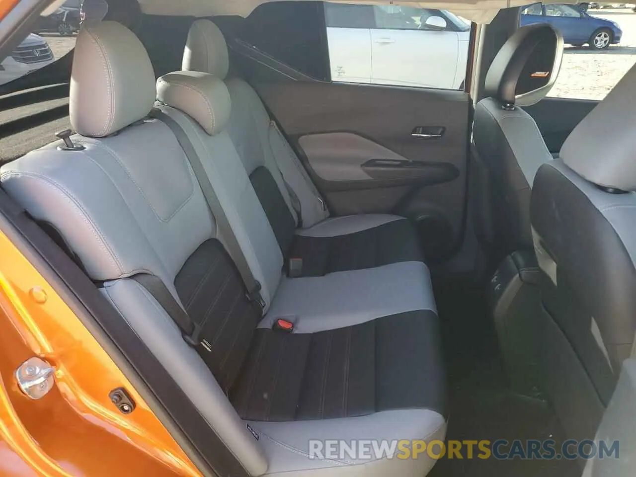 12 Photograph of a damaged car 3N1CP5DV3PL484807 NISSAN KICKS 2023