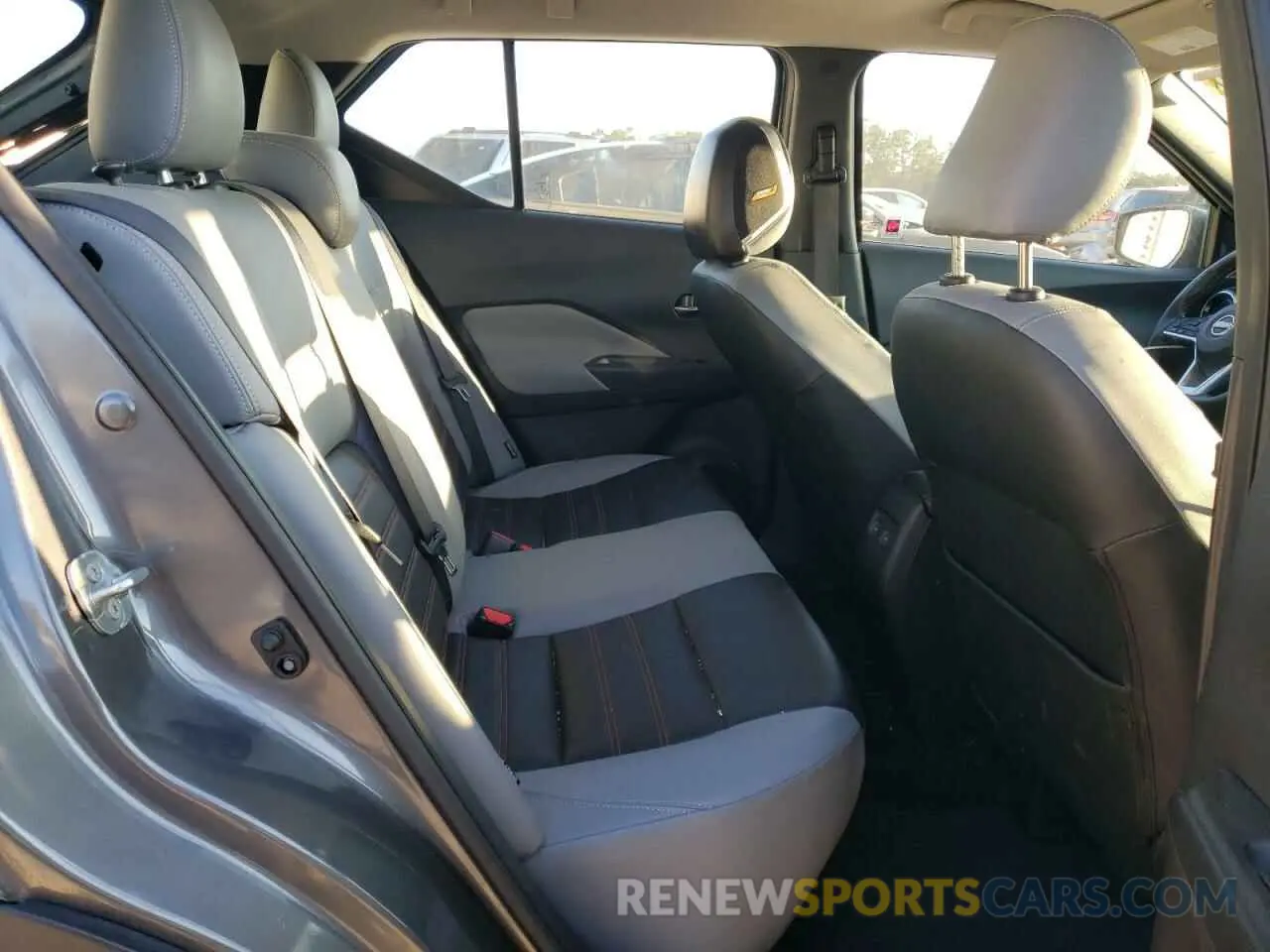 11 Photograph of a damaged car 3N1CP5DV3PL493135 NISSAN KICKS 2023