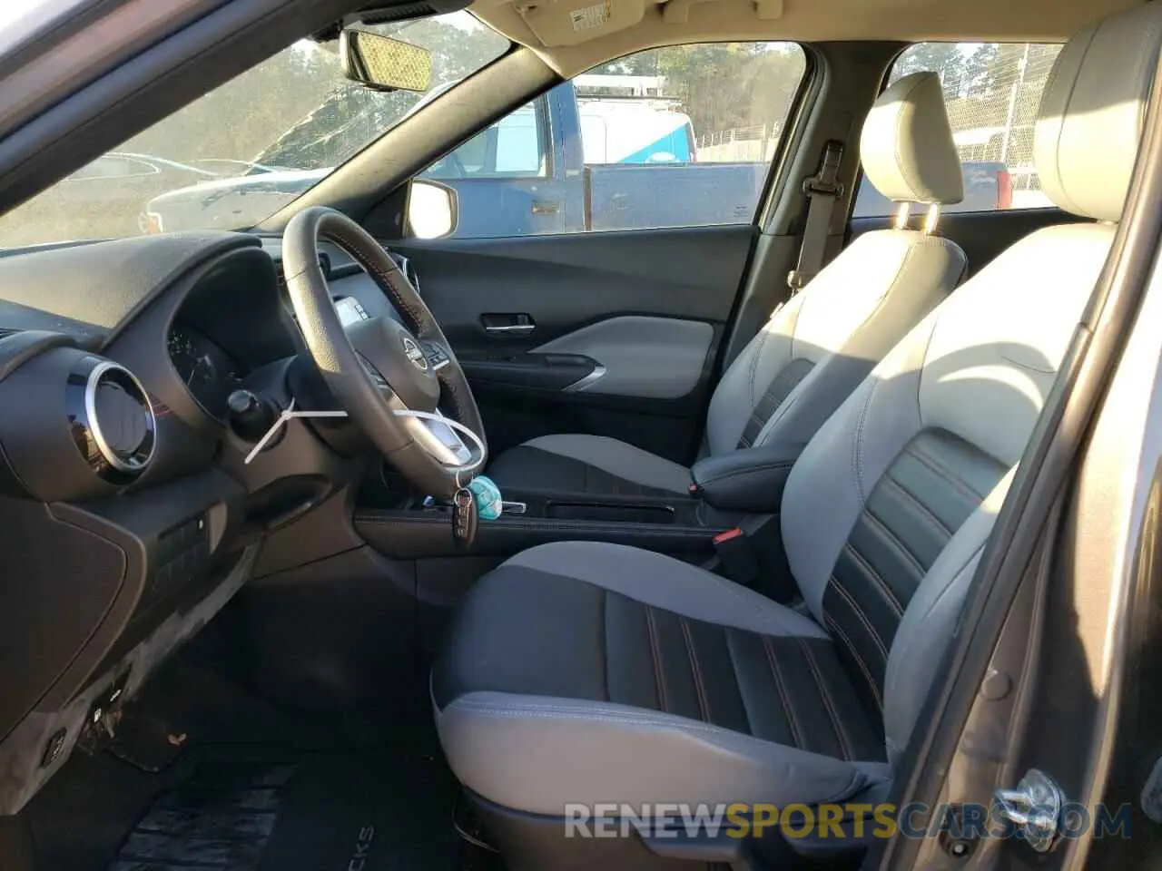 7 Photograph of a damaged car 3N1CP5DV3PL493135 NISSAN KICKS 2023