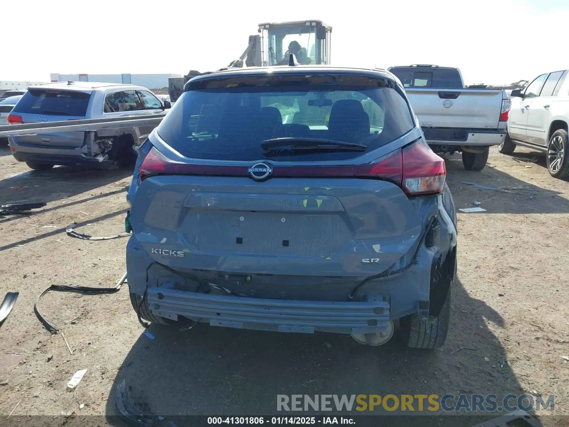 17 Photograph of a damaged car 3N1CP5DV3PL505770 NISSAN KICKS 2023