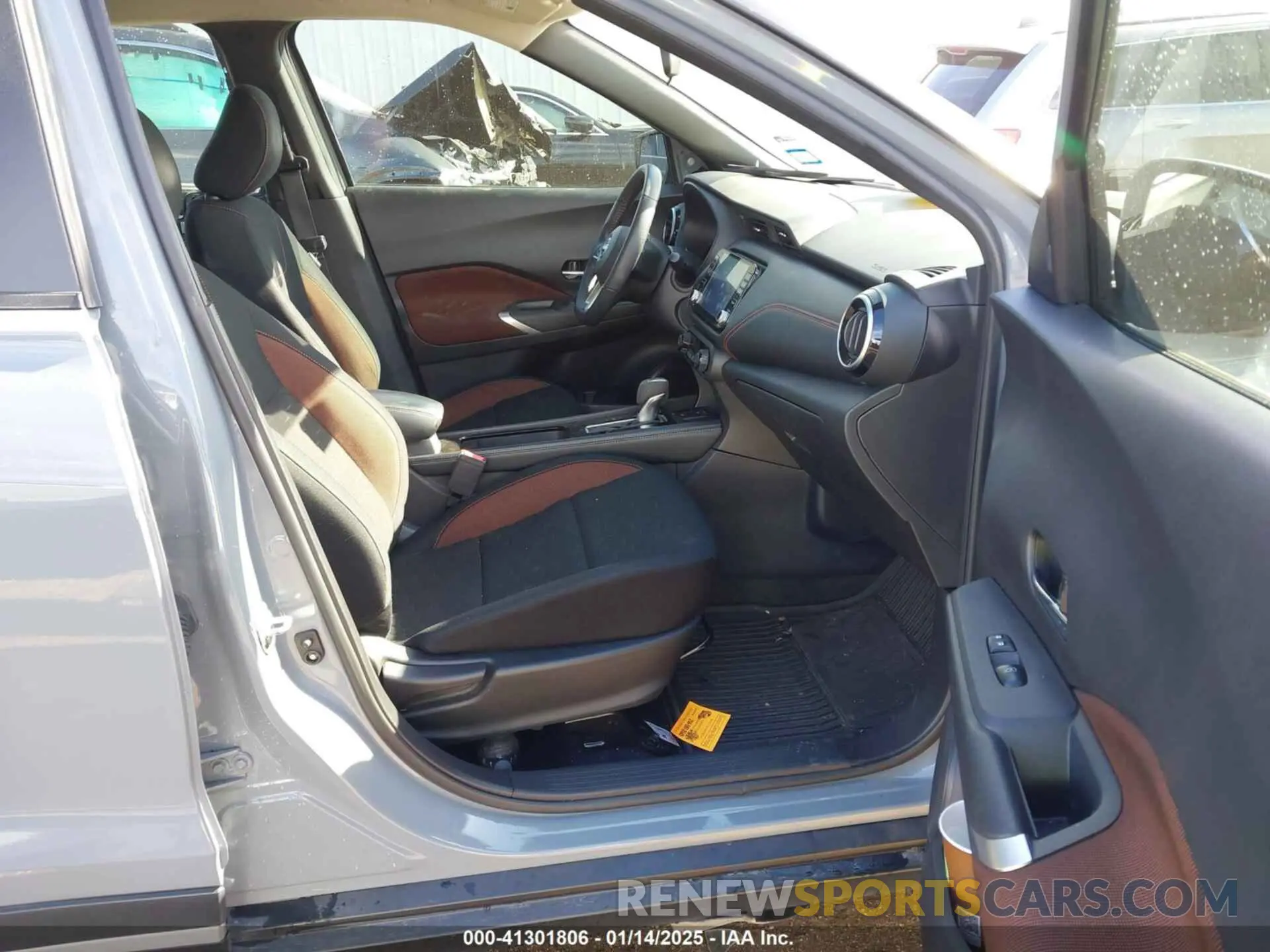 5 Photograph of a damaged car 3N1CP5DV3PL505770 NISSAN KICKS 2023