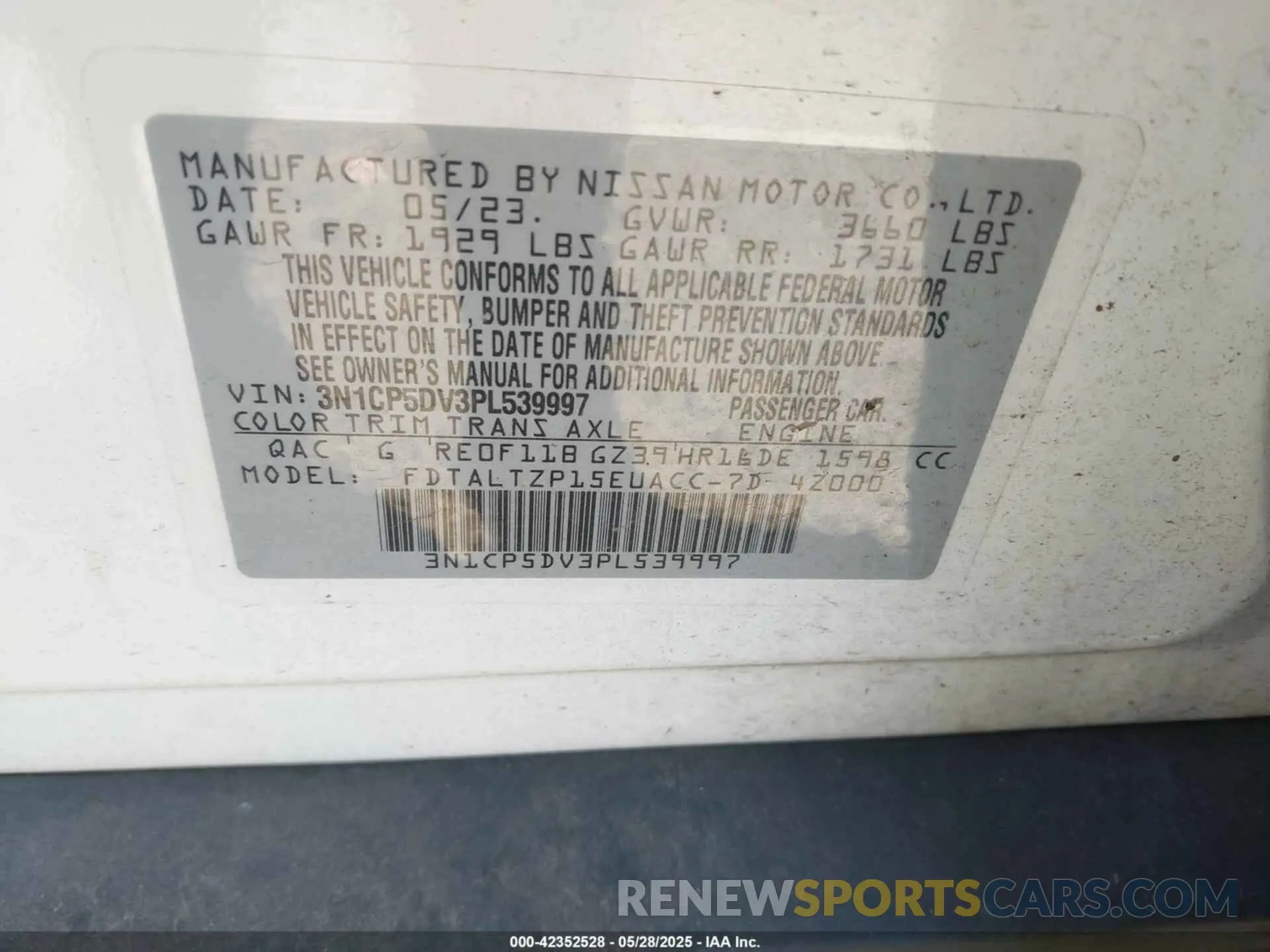 9 Photograph of a damaged car 3N1CP5DV3PL539997 NISSAN KICKS 2023