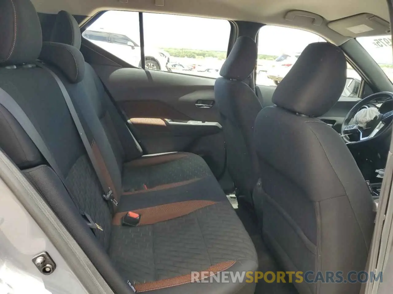 10 Photograph of a damaged car 3N1CP5DV4PL486033 NISSAN KICKS 2023