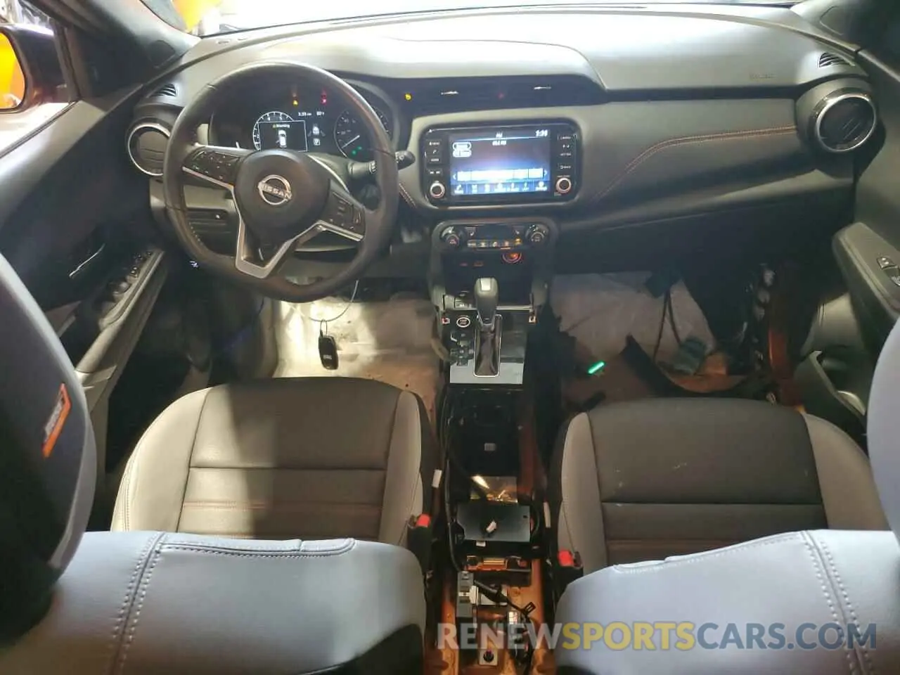 8 Photograph of a damaged car 3N1CP5DV4PL566352 NISSAN KICKS 2023