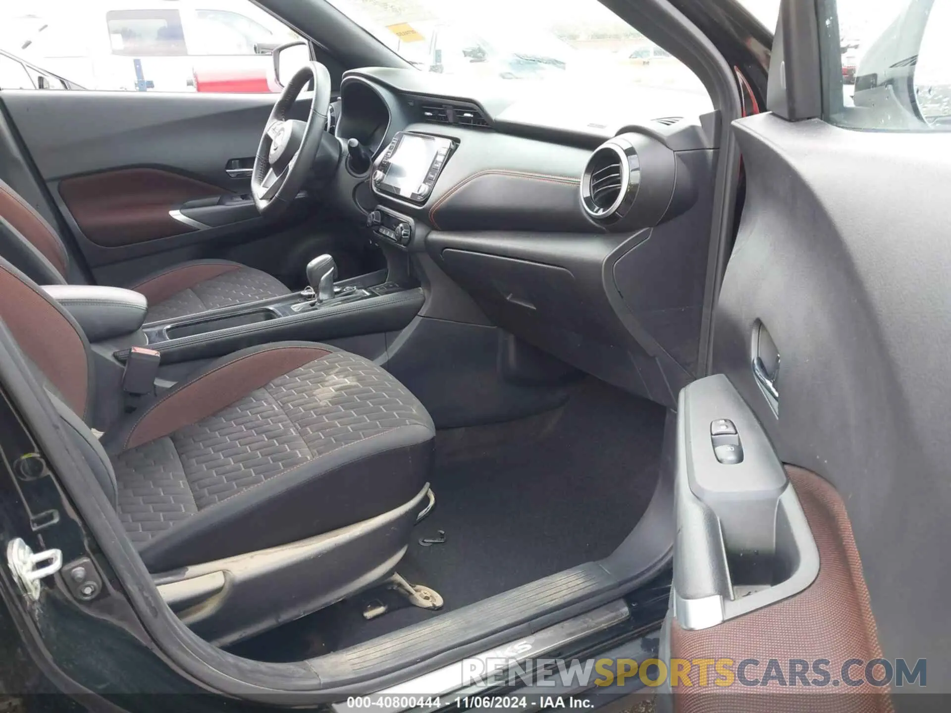 5 Photograph of a damaged car 3N1CP5DV5PL525955 NISSAN KICKS 2023