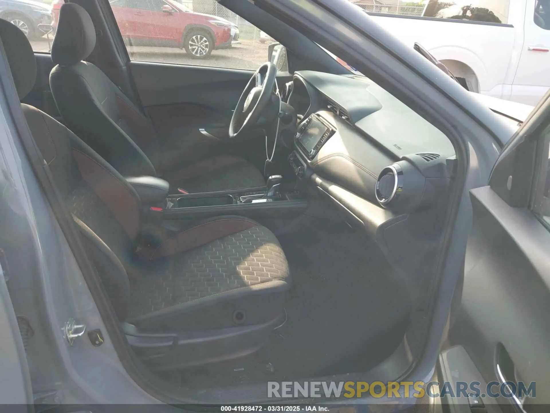 5 Photograph of a damaged car 3N1CP5DV5PL542853 NISSAN KICKS 2023