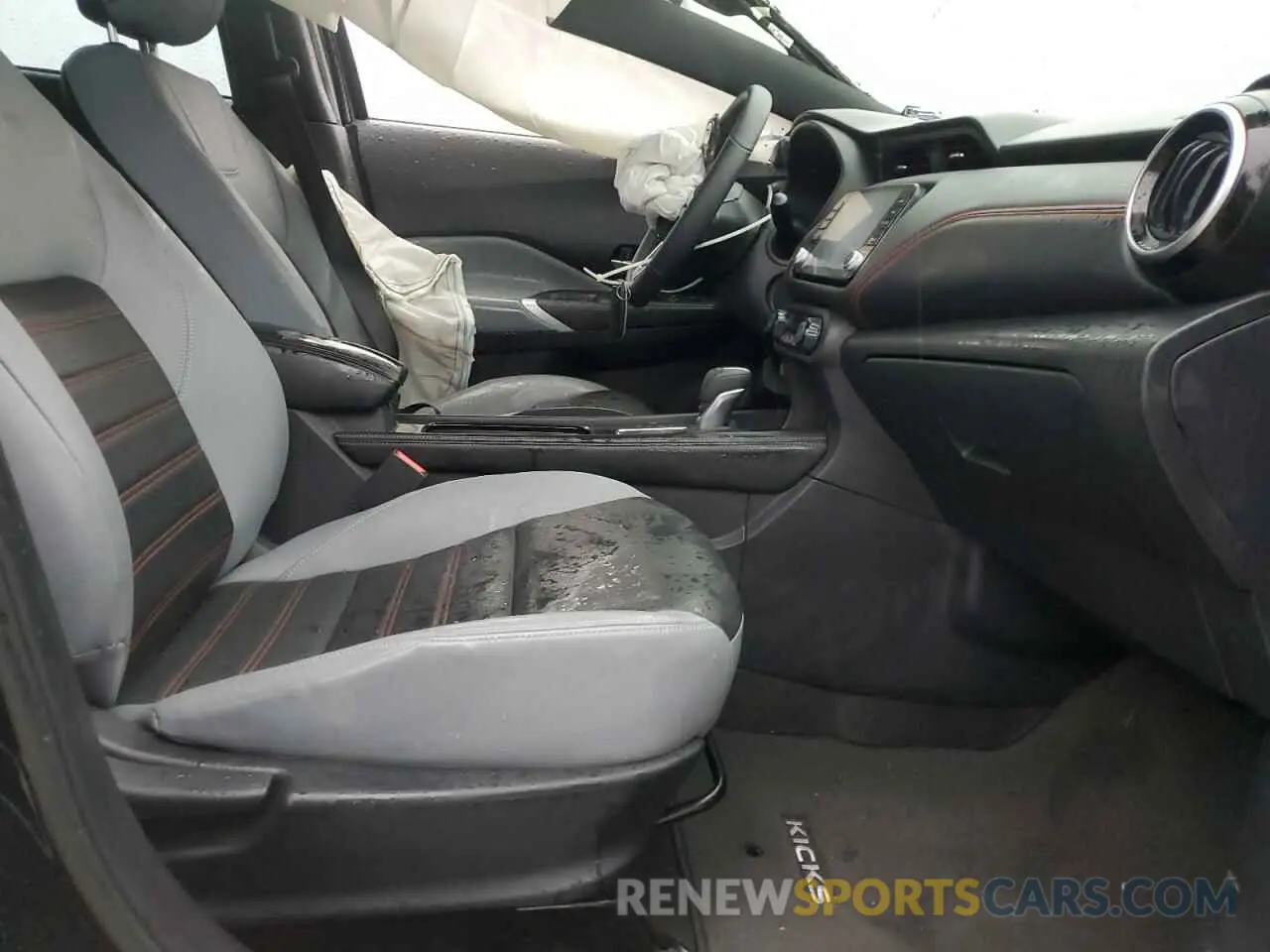 7 Photograph of a damaged car 3N1CP5DV7PL537329 NISSAN KICKS 2023