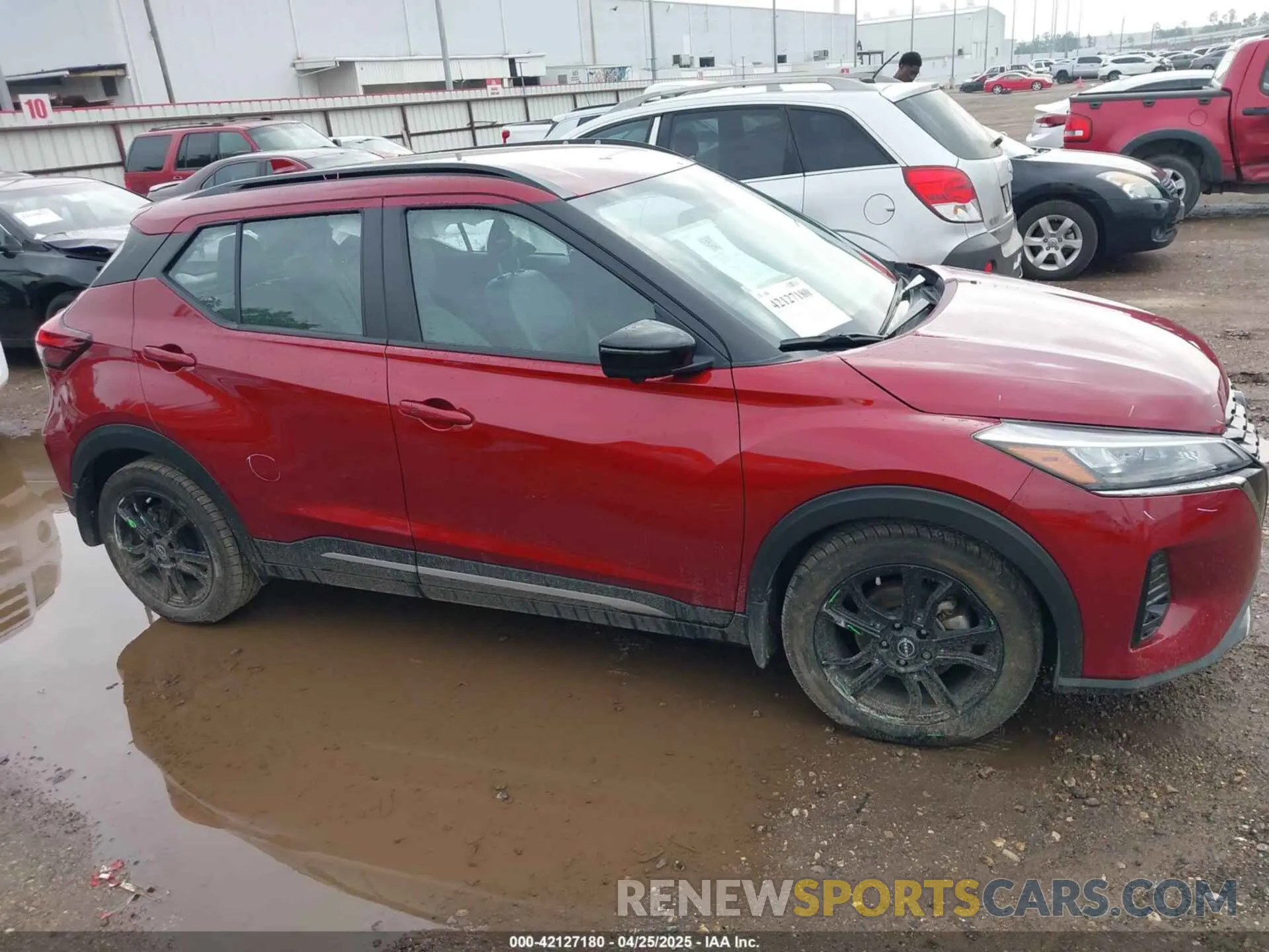 13 Photograph of a damaged car 3N1CP5DV7PL537881 NISSAN KICKS 2023