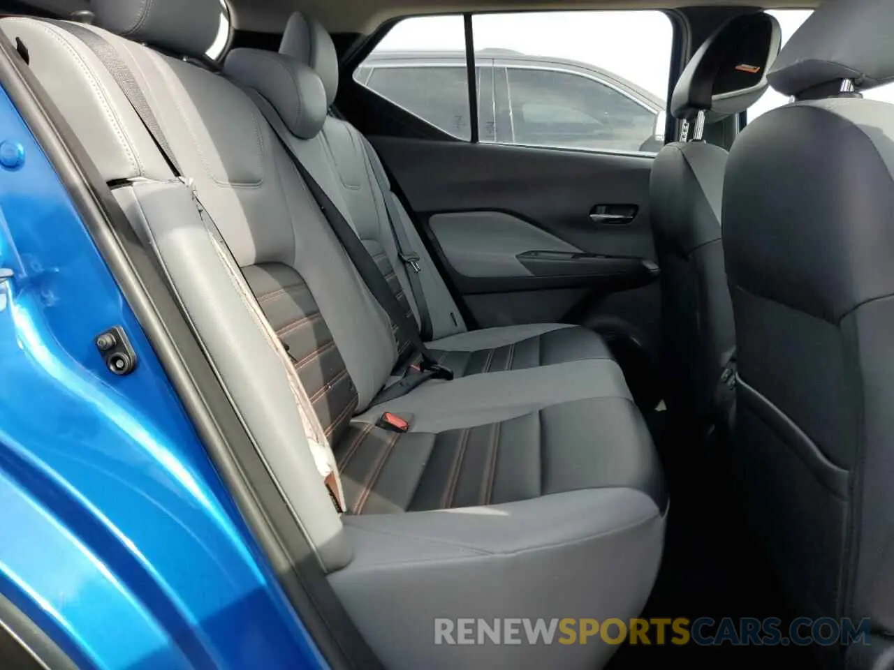 11 Photograph of a damaged car 3N1CP5DV7PL548895 NISSAN KICKS 2023