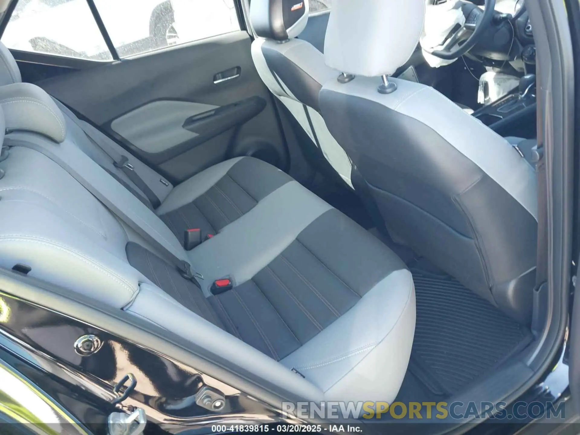 8 Photograph of a damaged car 3N1CP5DV7PL553062 NISSAN KICKS 2023