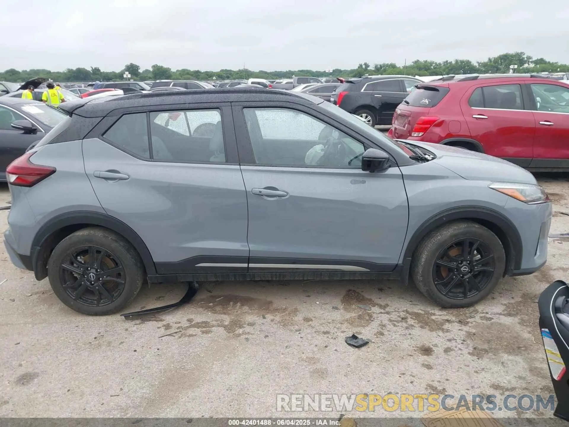 13 Photograph of a damaged car 3N1CP5DV8PL494023 NISSAN KICKS 2023