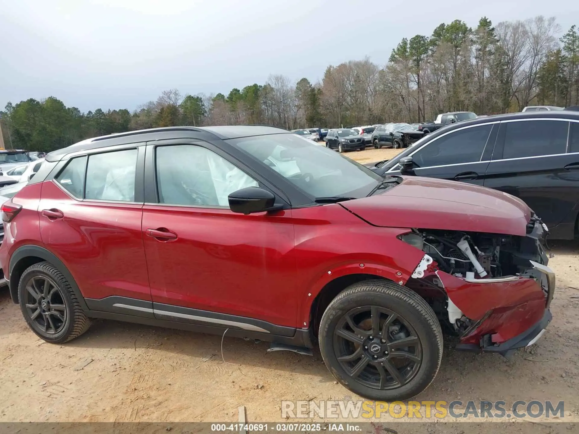 14 Photograph of a damaged car 3N1CP5DV8PL543320 NISSAN KICKS 2023
