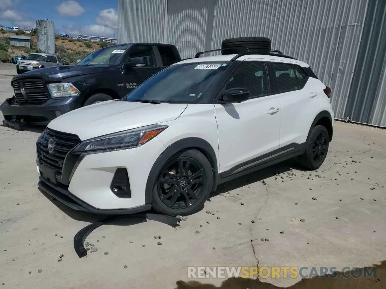 1 Photograph of a damaged car 3N1CP5DV8PL552812 NISSAN KICKS 2023