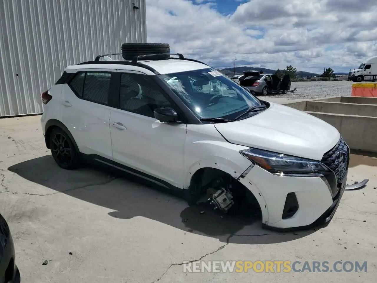 4 Photograph of a damaged car 3N1CP5DV8PL552812 NISSAN KICKS 2023