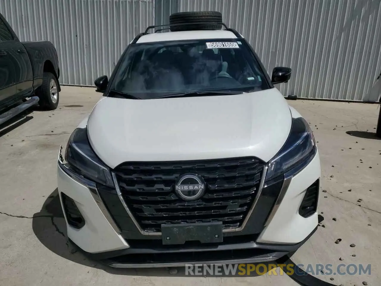 5 Photograph of a damaged car 3N1CP5DV8PL552812 NISSAN KICKS 2023