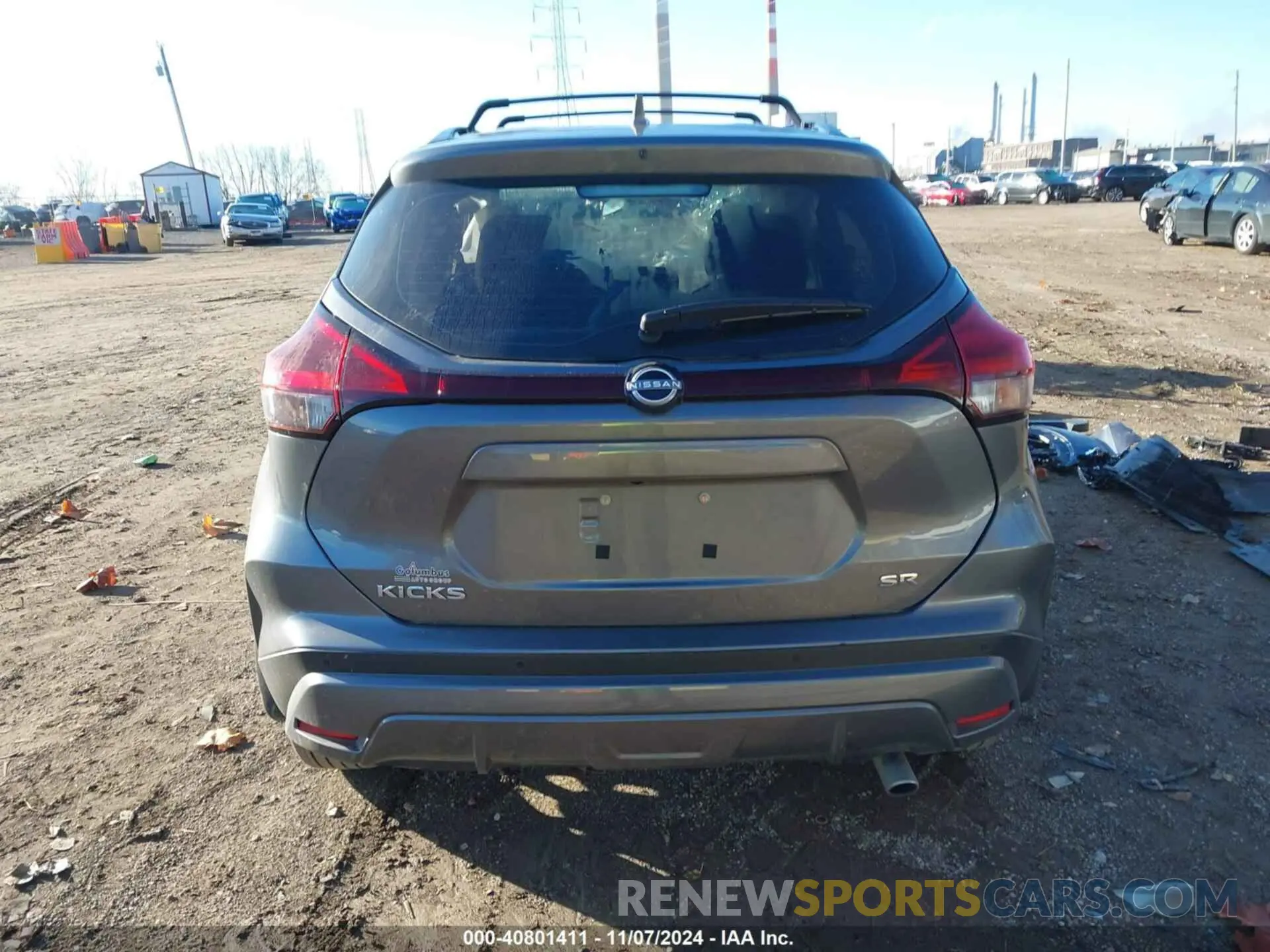 17 Photograph of a damaged car 3N1CP5DV8PL563194 NISSAN KICKS 2023