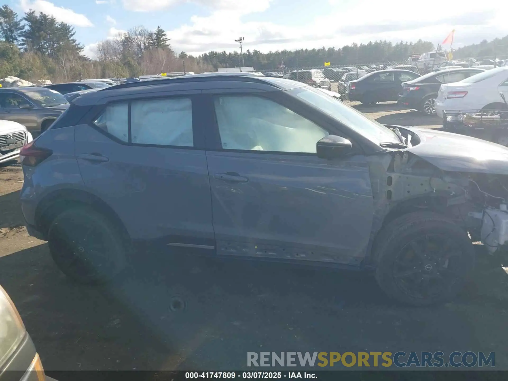 13 Photograph of a damaged car 3N1CP5DV9PL499683 NISSAN KICKS 2023