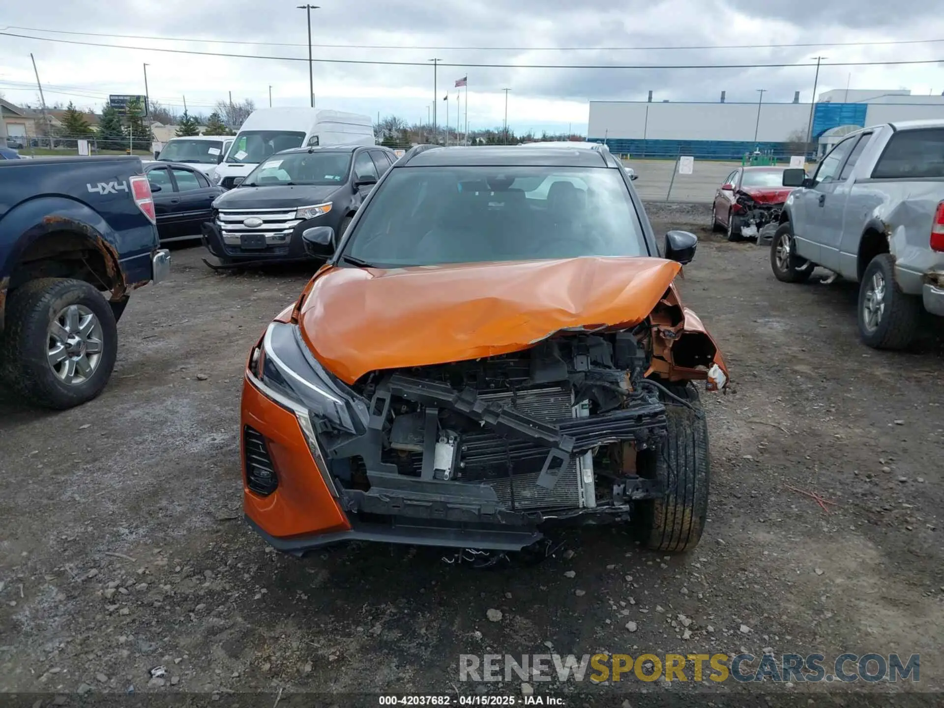 12 Photograph of a damaged car 3N1CP5DV9PL574169 NISSAN KICKS 2023