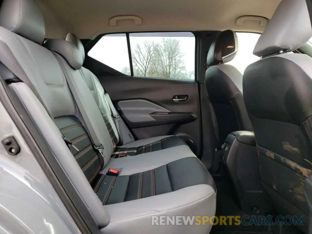 11 Photograph of a damaged car 3N1CP5DVXPL467566 NISSAN KICKS 2023