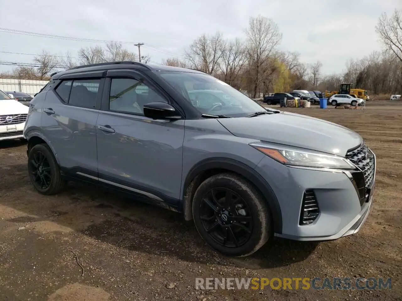 4 Photograph of a damaged car 3N1CP5DVXPL467566 NISSAN KICKS 2023